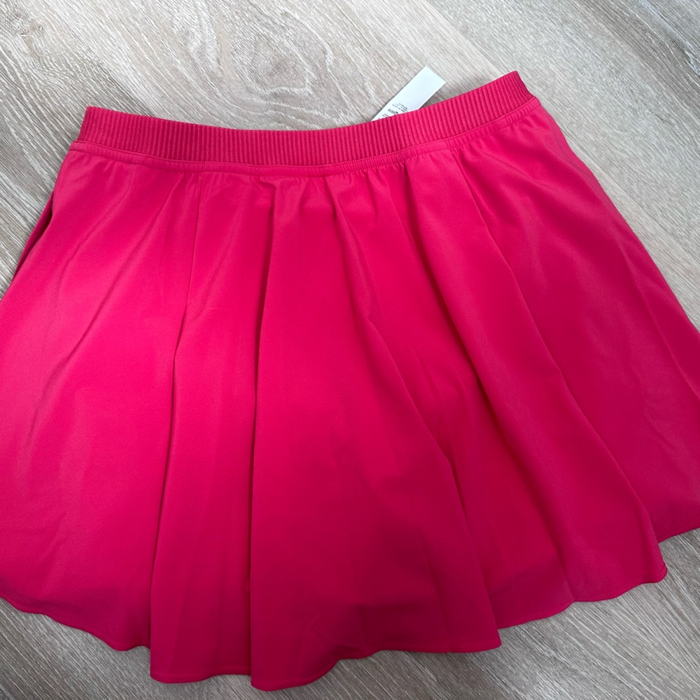 Lululemon narrow waistband skirt size 6